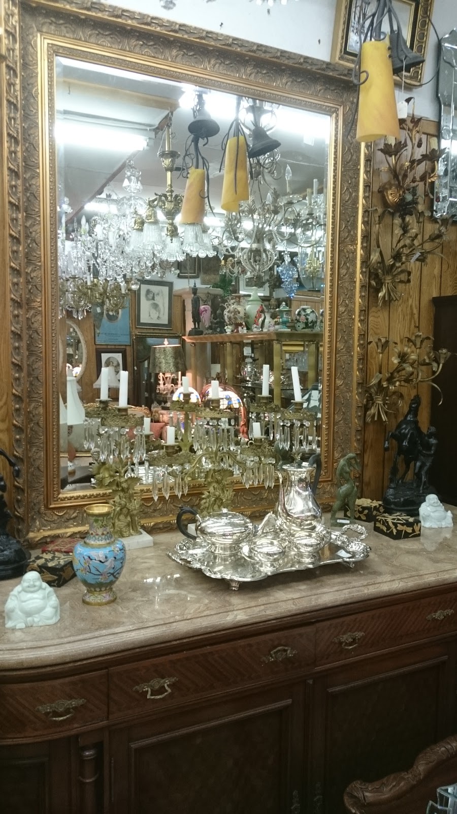 Greens Antiques | 529 Parliament St, Toronto, ON M4X 1P3, Canada | Phone: (416) 925-1556
