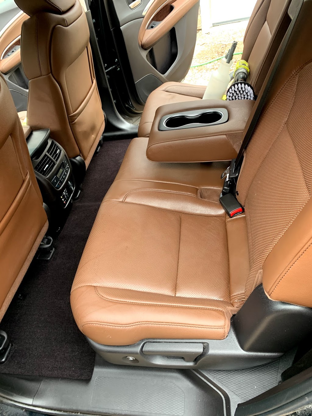 Above1 Detailing | 186 Tupper St E, Alliston, ON L9R 1W8, Canada | Phone: (289) 763-3722