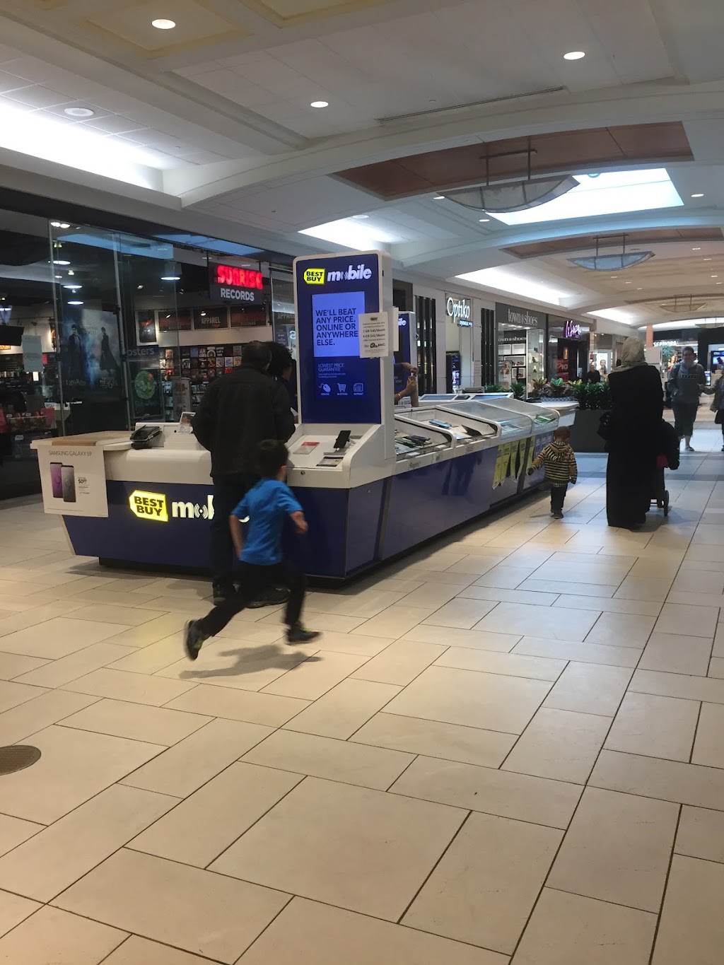 Best Buy Mobile Kiosk | 3625 Shaganappi Trail NW Unit Z029, Calgary, AB T3A 0E2, Canada | Phone: (403) 247-2493