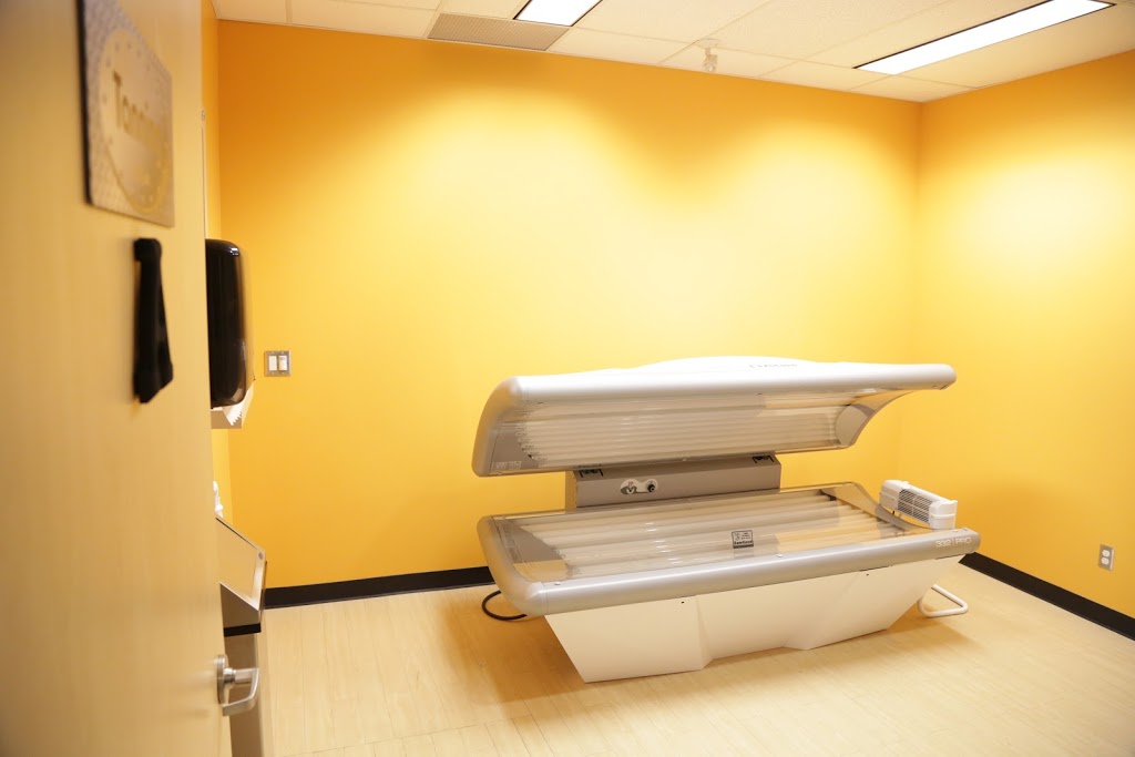 Fit4Less | 1111 Davis Dr #35, Newmarket, ON L3Y 8X2, Canada | Phone: (905) 830-0324