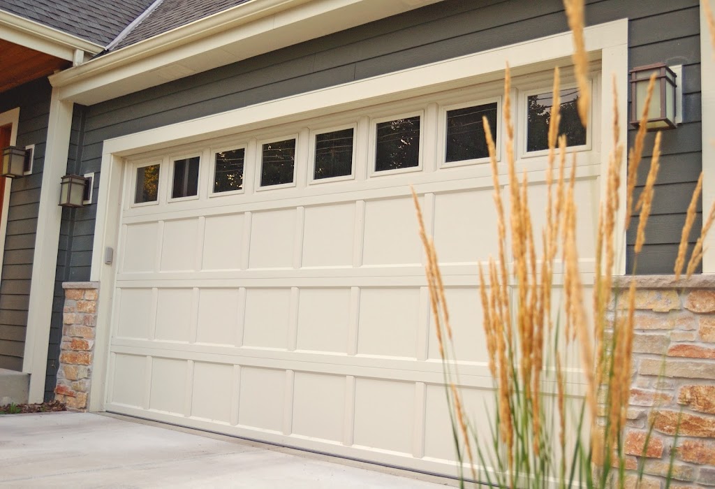 South Country Doors Ltd. | 1408 8 Ave, Fort Macleod, AB T0L 0Z0, Canada | Phone: (587) 800-5879