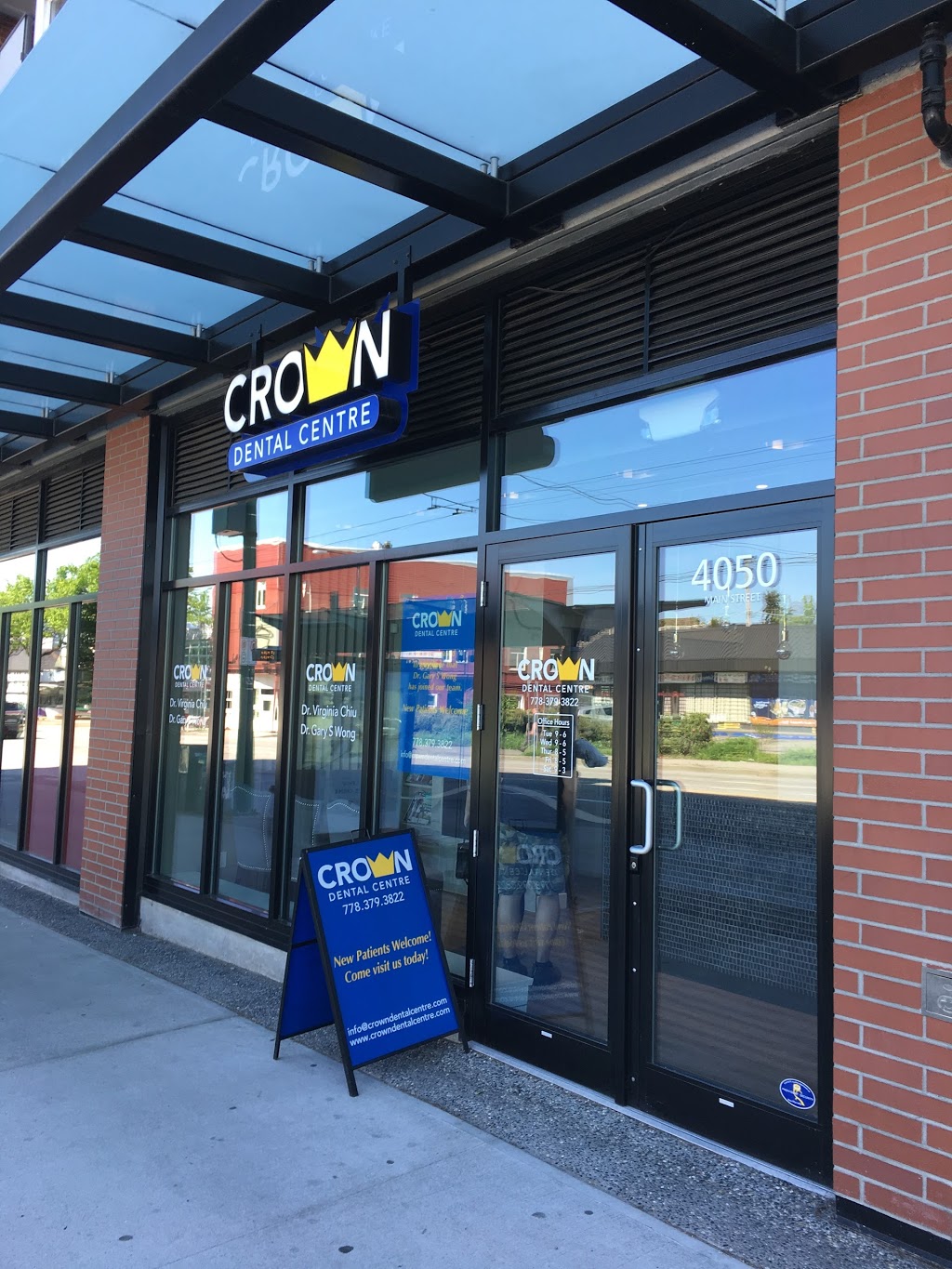 Crown Dental Centre | 4050 Main St, Vancouver, BC V5V 1Z6, Canada | Phone: (778) 379-3822
