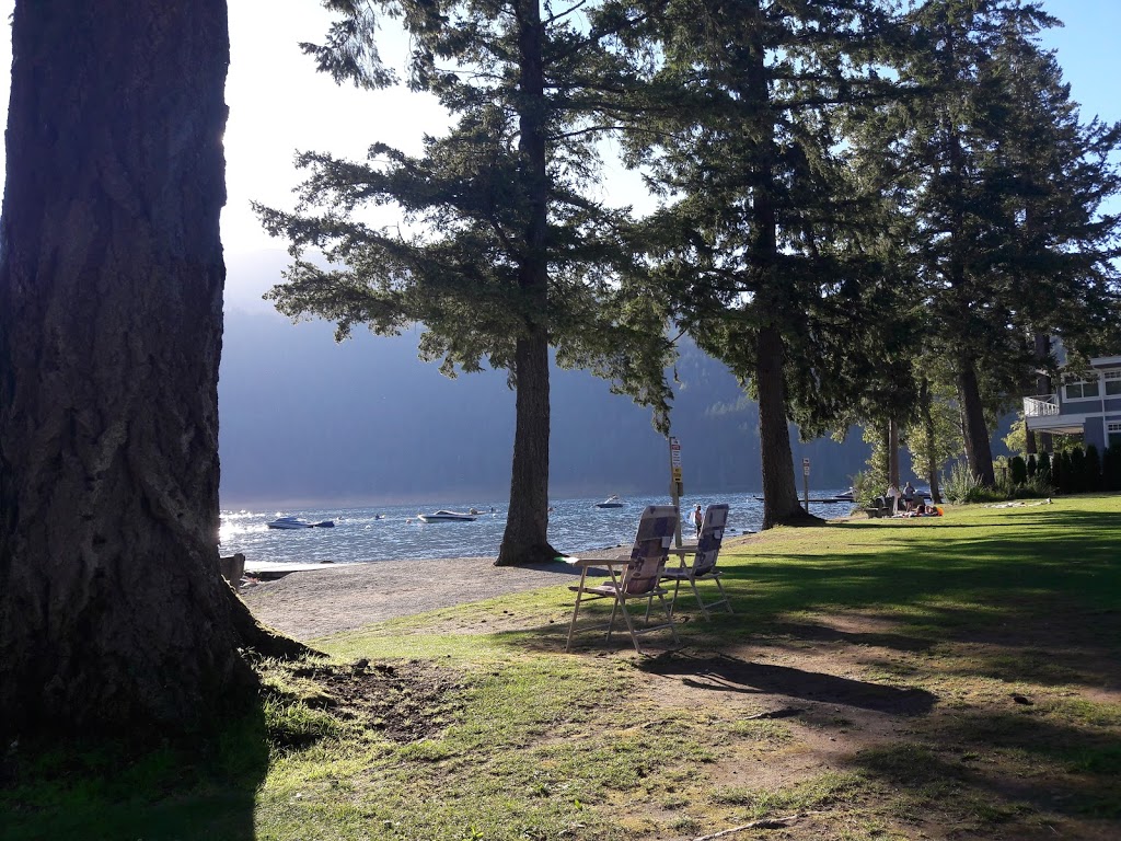 Cultus Lake Marina | 50 Sunnyside Blvd, Cultus Lake, BC V2R 4Z5, Canada | Phone: (604) 858-9990