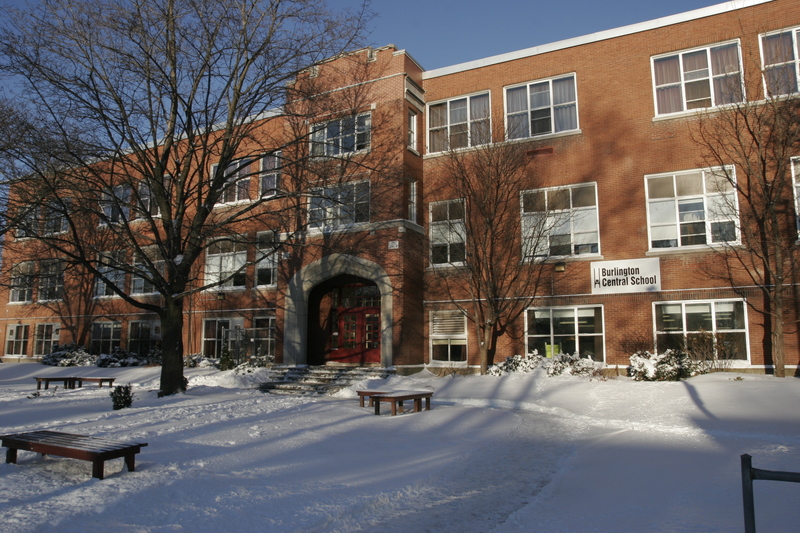 Burlington Central High School | 1433 Baldwin St, Burlington, ON L7S 1K4, Canada | Phone: (905) 634-7768