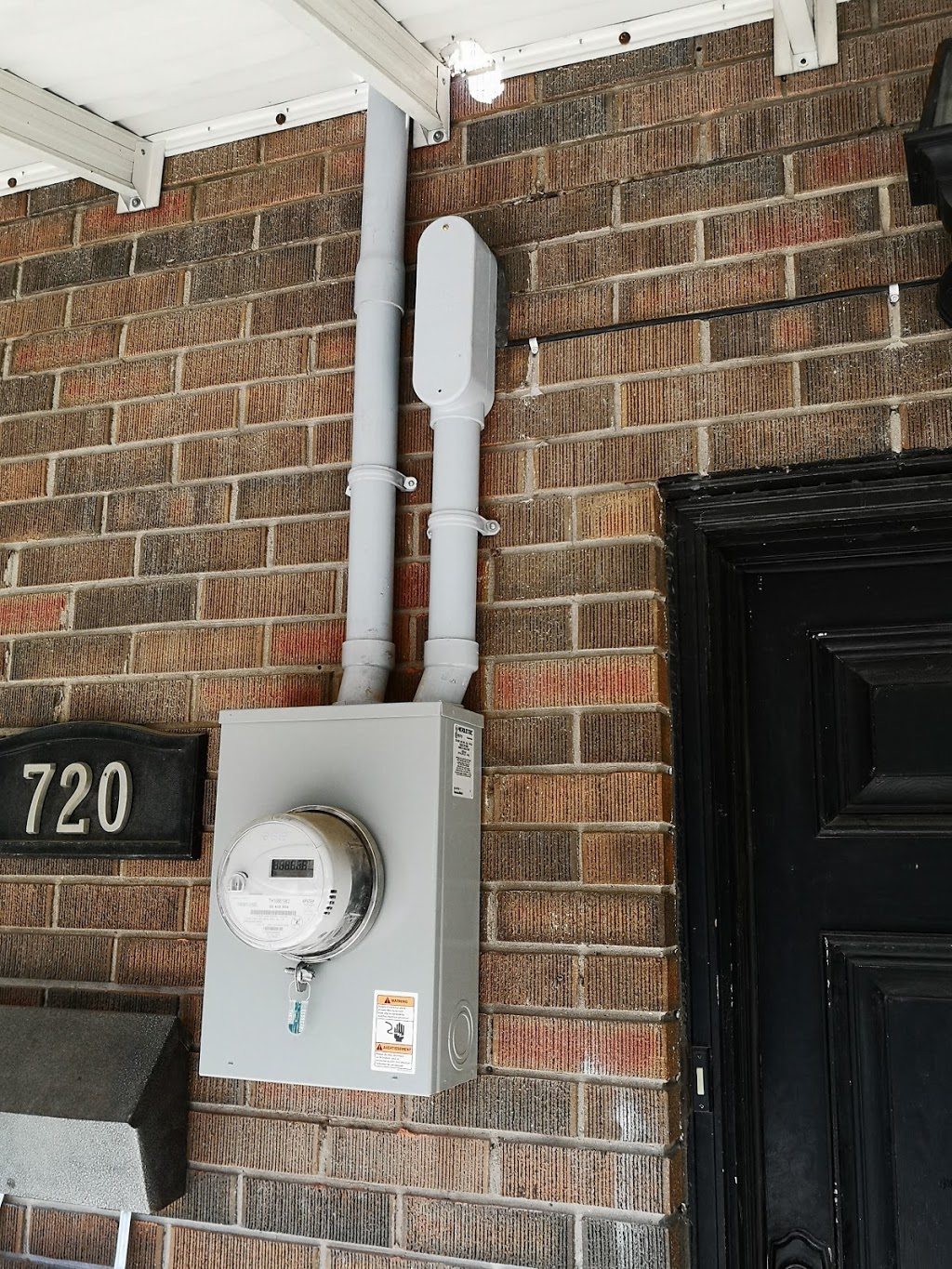 Coppersol Electric | 1545 Bathurst St, Toronto, ON M5P 3H6, Canada | Phone: (647) 669-7477