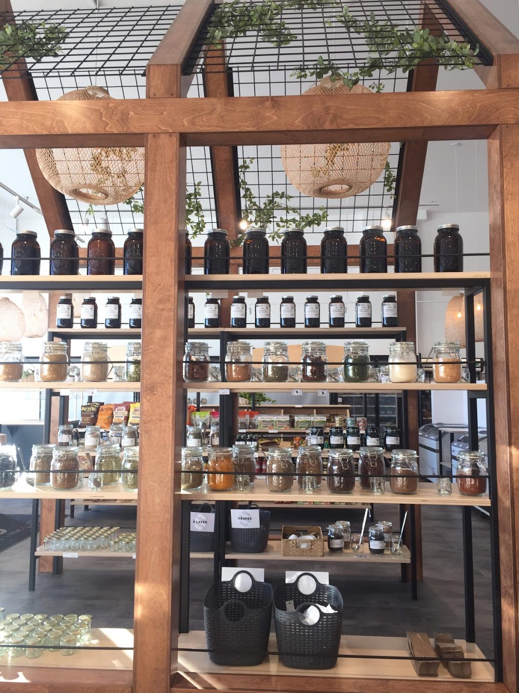 Le Silo Épicerie Bio-Vrac | 4756 Boul Bourque local 103, Sherbrooke, QC J1N 2A7, Canada | Phone: (819) 569-4220