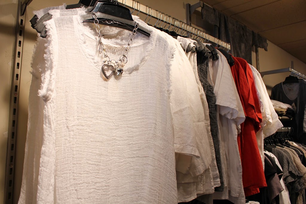 Ritsi | 4863 Rue Sherbrooke Ouest, Westmount, QC H3Z 1G9, Canada | Phone: (514) 481-8600