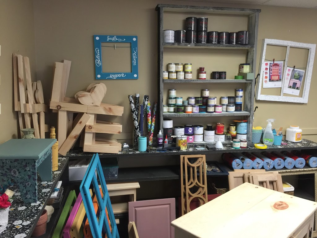 Bundles Creative Studios | 1830 Wharncliffe Rd S, London, ON N6L 1K2, Canada | Phone: (519) 204-5954