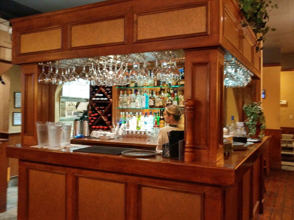 Alfa Greco Roman Cuisine | 1097 56 St, Delta, BC V4L 2A2, Canada | Phone: (604) 943-7471