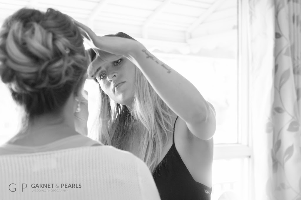 Garnet and Pearls Wedding Photography | 213 Thorold Rd, Welland, ON L3C 3V9, Canada | Phone: (905) 732-3524
