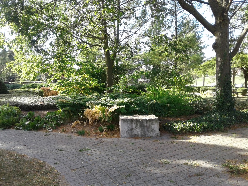 MacNaughton Park Scenic Gardens | 1-35 Macnaughton Dr, Exeter, ON N0M 1S3, Canada