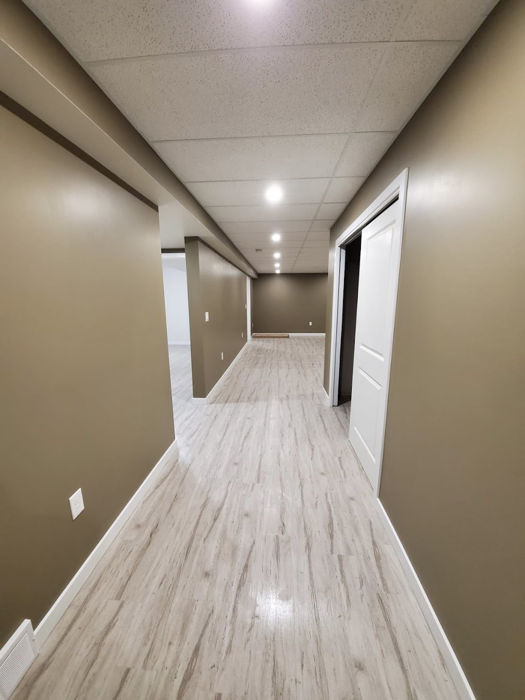 Marasigan Renovation | 1042 Arlington St Unit12, Winnipeg, MB R3E 1K1, Canada | Phone: (204) 250-4126