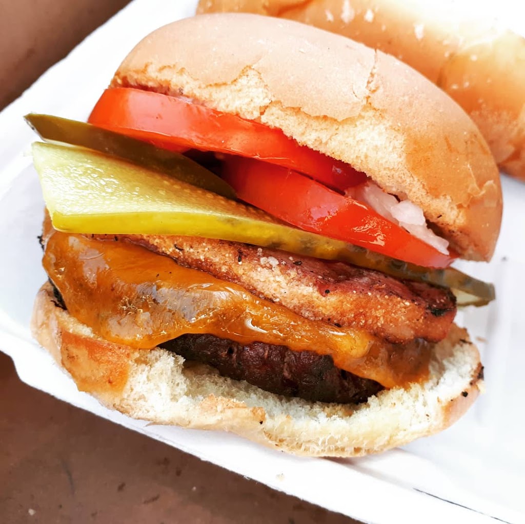 Street Eats | ON-10, Dundalk, ON N0C 1B0, Canada | Phone: (705) 828-2246
