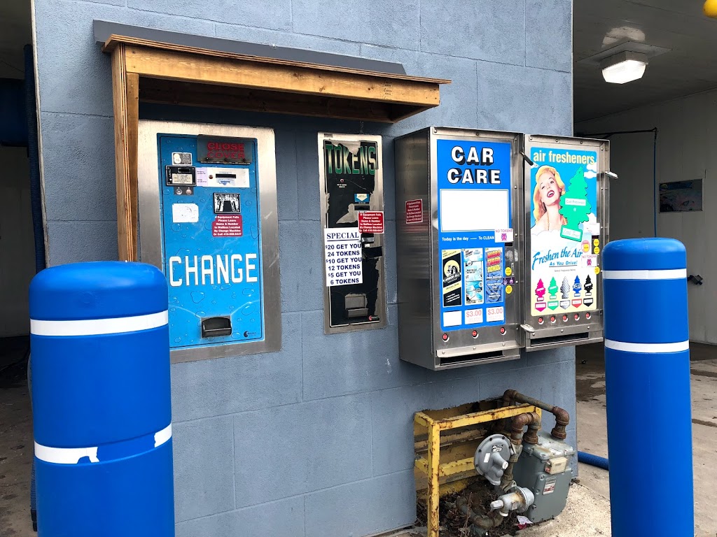 Malton Coin Car Wash | 3205 Derry Rd E, Mississauga, ON L4T 1A8, Canada | Phone: (416) 508-6447