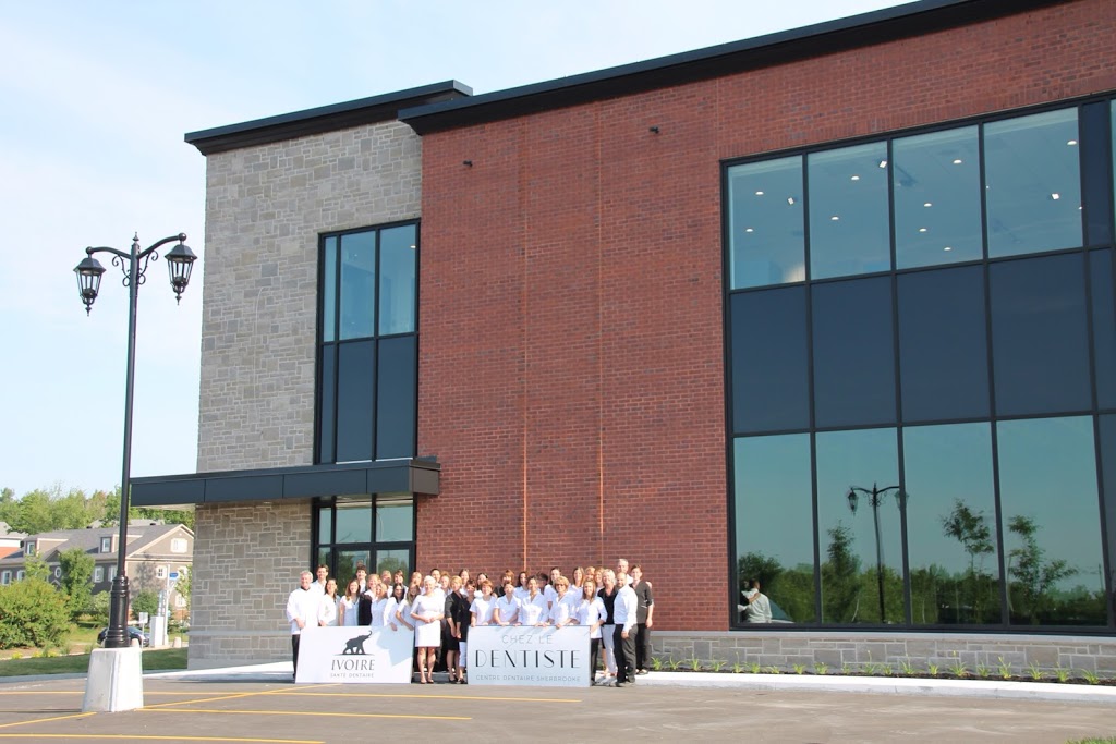 Chez le dentiste centre dentaire sherbrooke | 1000 Boulevard Lionel-Groulx #201, Sherbrooke, QC J1L 0H5, Canada | Phone: (819) 560-1000