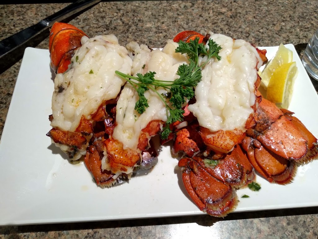 Mango’s Restaurant @ South Beach Casino | 1 Ocean Dr, Scanterbury, MB R0E 1W0, Canada | Phone: (204) 766-2100