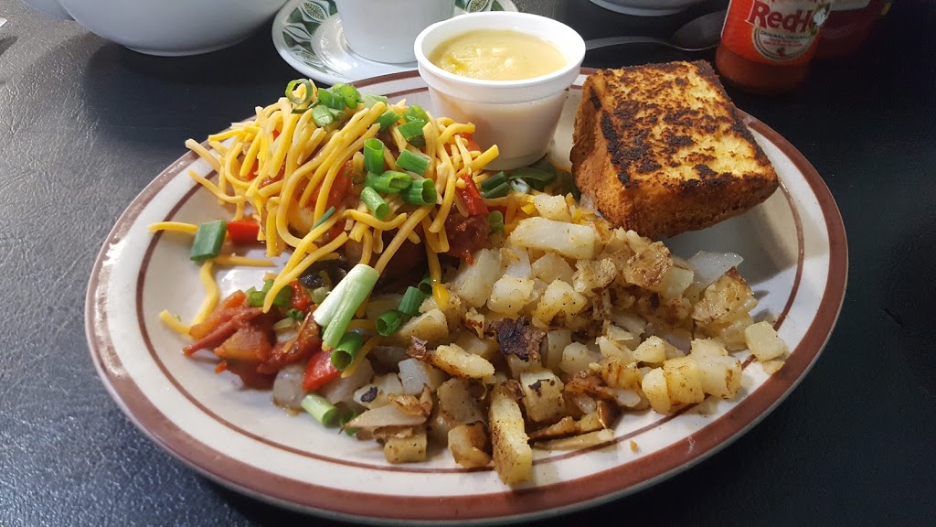 Flyers Cafe & Bakery | 144 Queen St, Dunnville, ON N1A 1H7, Canada | Phone: (905) 701-8527