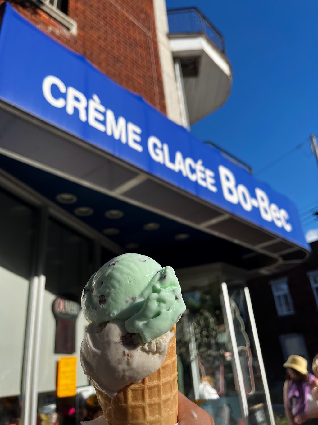 Crèmerie Bo-Bec | 1300 Avenue Laurier E, Montréal, QC H2J 1H3, Canada | Phone: (514) 419-2244