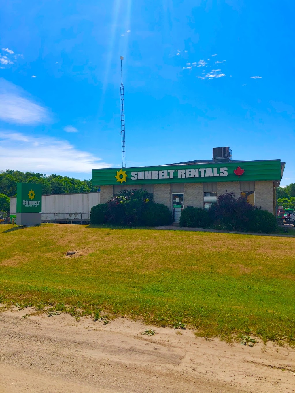 Sunbelt Rentals | 701 Central Ave W, Brockville, ON K6V 5W1, Canada | Phone: (613) 345-2222