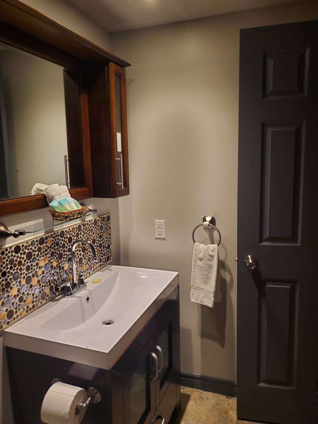 Auberge Villa Bellerive | 1596 Chemin de Bellerive sur le Lac, Nominingue, QC J0W 1R0, Canada | Phone: (819) 278-3802