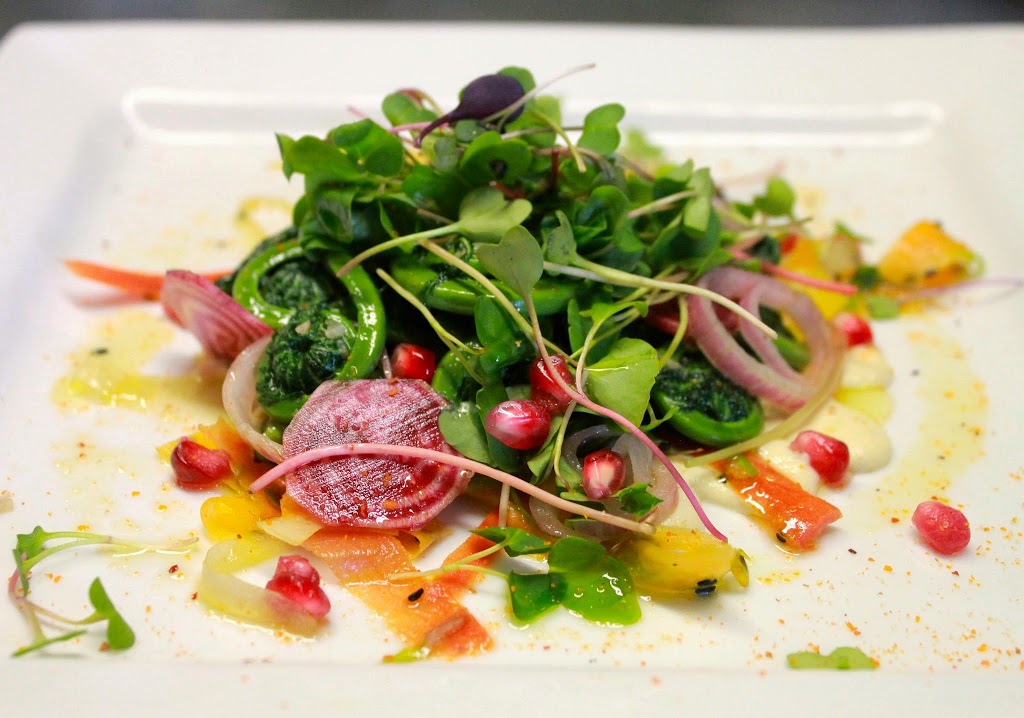Vidyas Veggie Gourmet Restaurant | 238 Barrie St, Thornton, ON L0L 2N0, Canada | Phone: (705) 458-2000