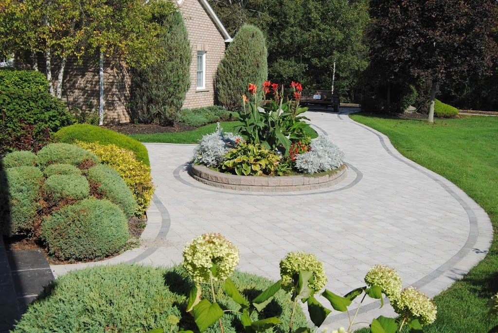 Northland Paving Toronto | 70 Minuk Acres, Scarborough, ON M1E 4Y6, Canada | Phone: (416) 286-4292