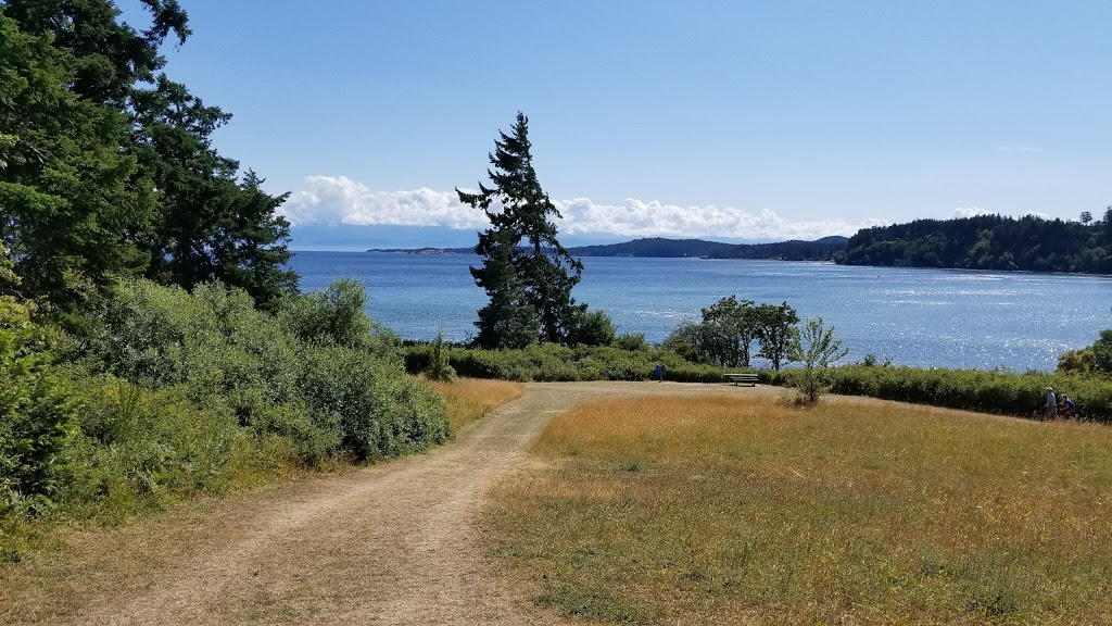 Wittys Lagoon Regional Park - Metchosin Road Parking Lot | 3920 Metchosin Rd, Victoria, BC V9C 4A5, Canada