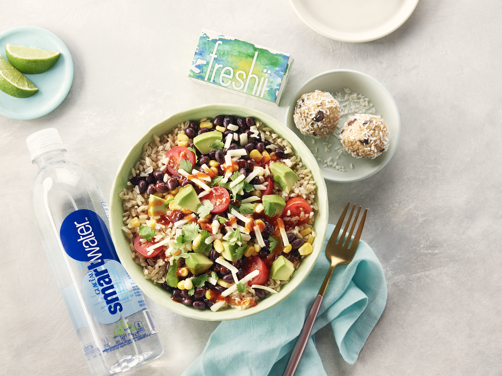 Freshii | 1639 Kenaston Blvd, Winnipeg, MB R3P 2M4, Canada | Phone: (204) 515-5512