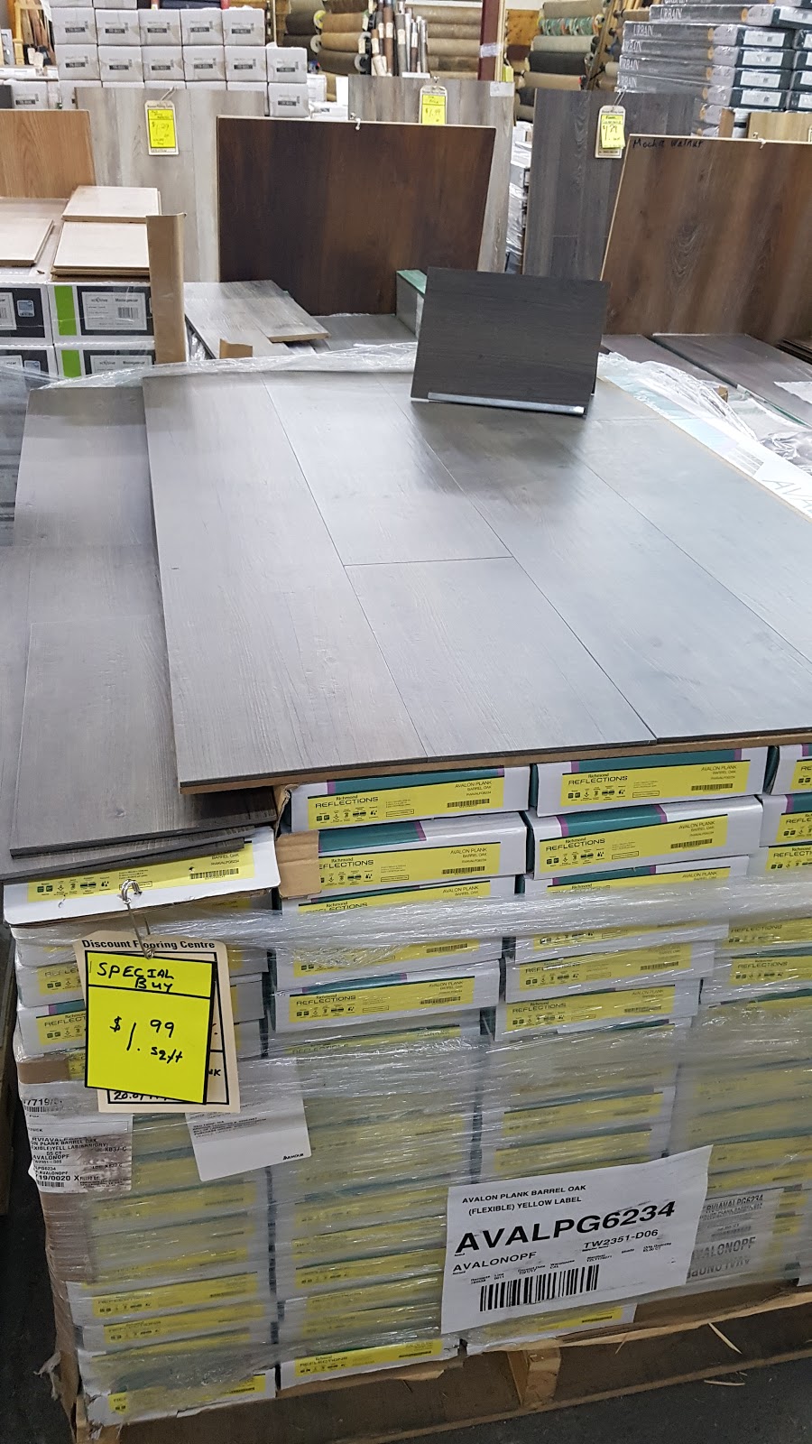 Discount Flooring Centre Inc | 320 Collishaw St, Moncton, NB E1C 0P3, Canada | Phone: (506) 859-9909