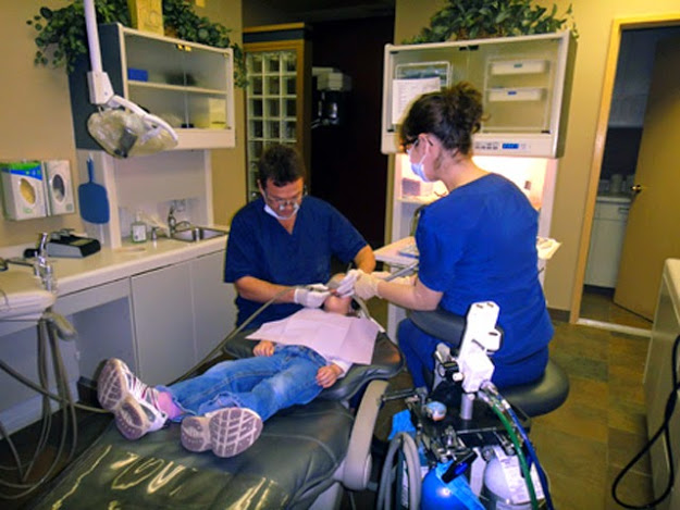 Janz Family Dental | 10470 Mayfield Rd NW, Edmonton, AB T5P 4P4, Canada | Phone: (780) 484-8573