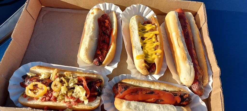 MAD EATS | 2945 Green Rd, Duncan, BC V9L 0C1, Canada | Phone: (250) 710-1925