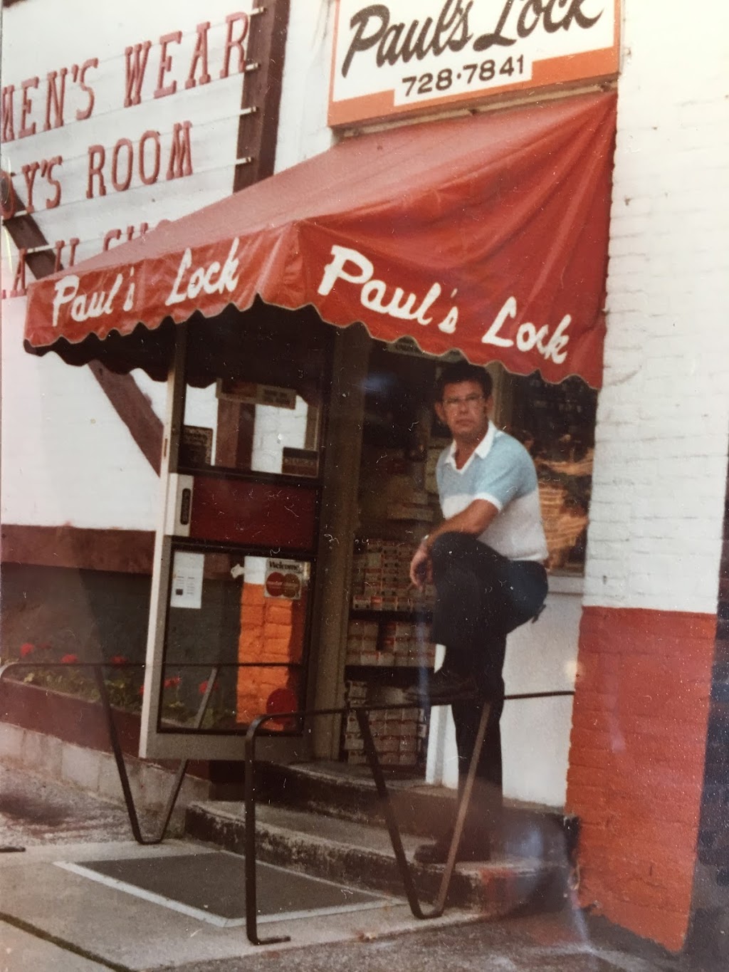 Pauls Lock & Security Systems | 461 Dunlop St W Unit #8, Barrie, ON L4N 9W3, Canada | Phone: (705) 728-7841