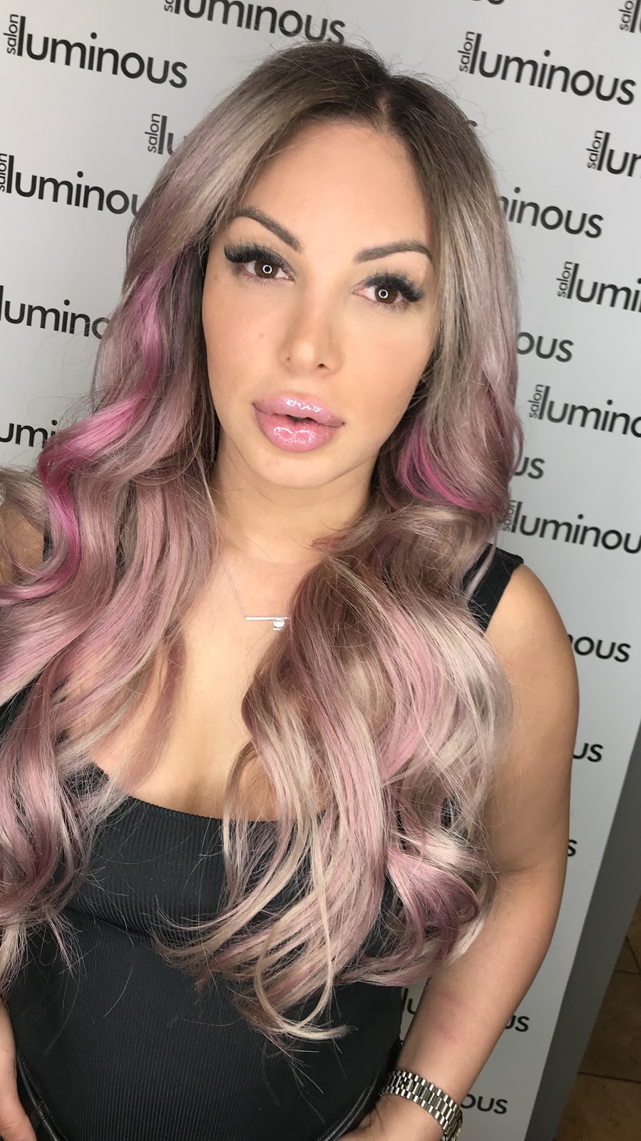 Salon Luminous | 7337 Sierra Morena Blvd SW Suite 20, Calgary, AB T3H 3V4, Canada | Phone: (403) 685-0929