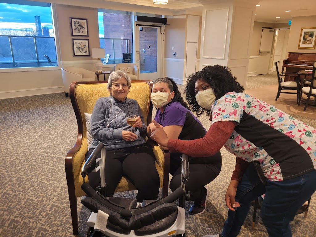 Royal Family Healthcare services | 665 Montréal Rd, Ottawa, ON K1K 0T1, Canada | Phone: (438) 342-7638
