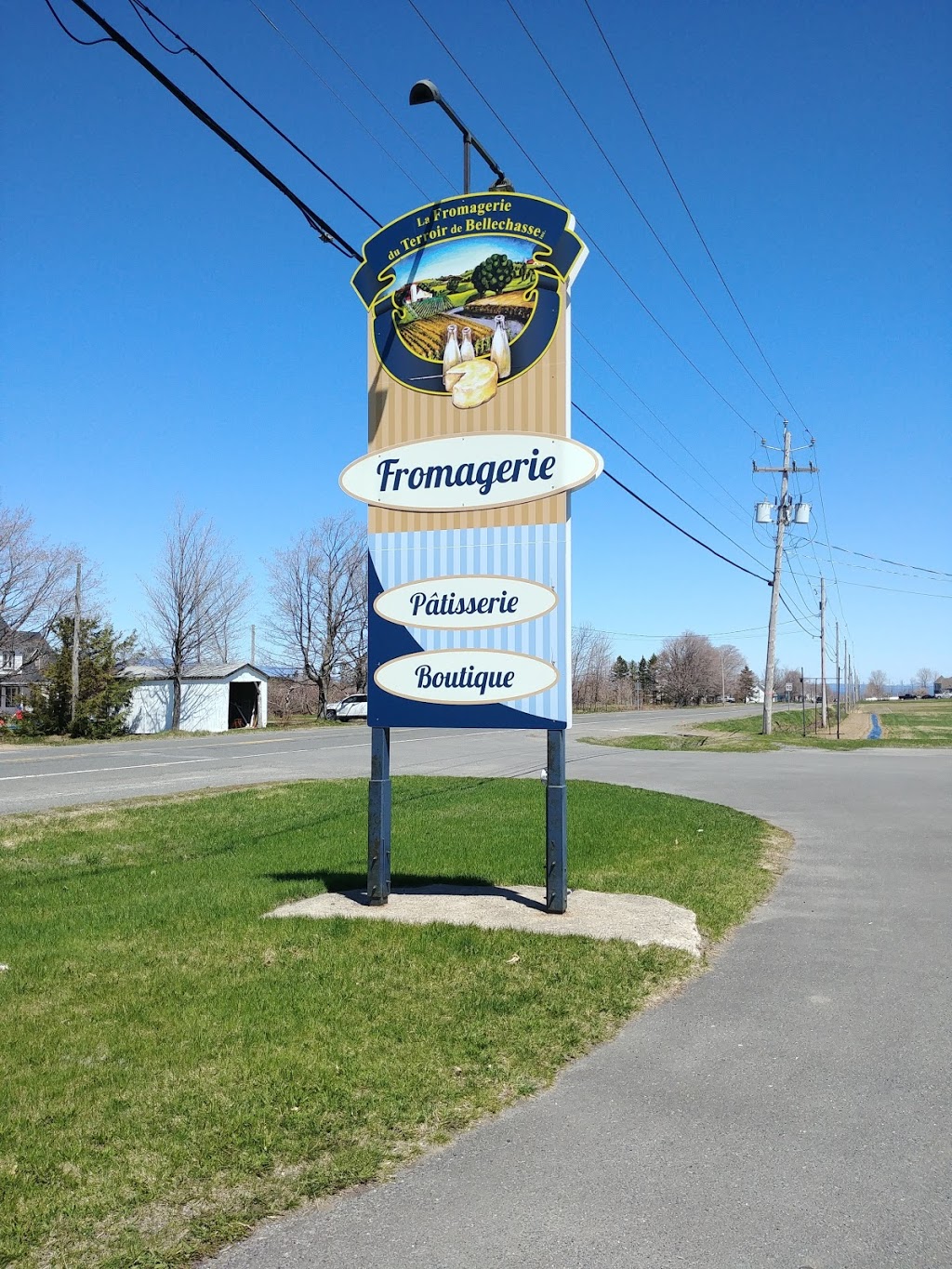 Fromagerie du Terroir de Bellechasse Inc (La) | 585 Route de Saint Vallier, Saint-Vallier, QC G0R 4J0, Canada | Phone: (418) 884-4027