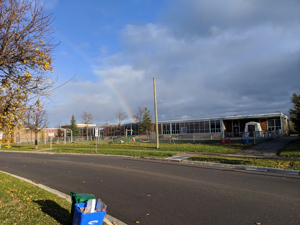 Harrison Public School | 59 Rexway Dr, Georgetown, ON L7G 1P9, Canada | Phone: (905) 877-4421