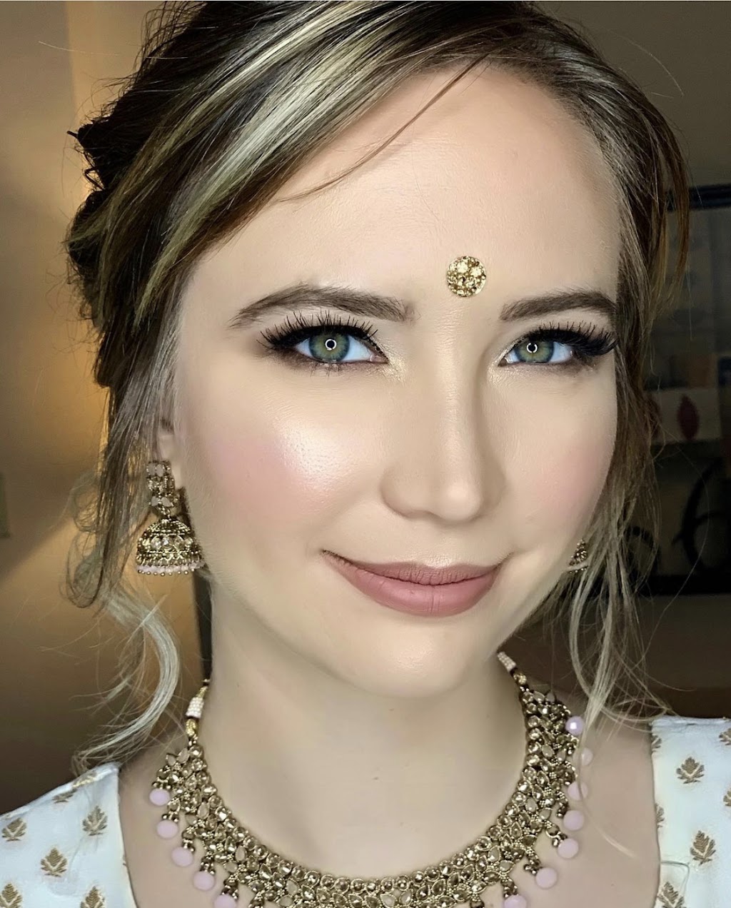 Fazila Sadiq Makeup | 1863 Stevington Crescent, Mississauga, ON L5N 7S5, Canada | Phone: (647) 448-6380