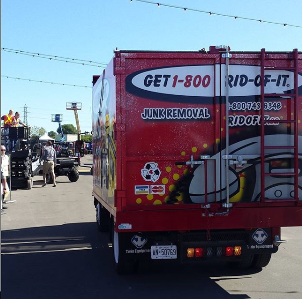 1-800 RID-OF-IT | Junk Removal Toronto | 246 Pacific Ave, Toronto, ON M6P 2P5, Canada | Phone: (416) 743-6348