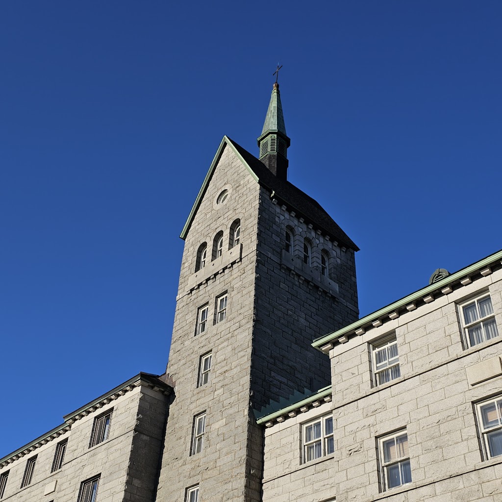 La Belle Chapel | 500 Rue Murray, Sherbrooke, QC J1G 2K6, Canada | Phone: (819) 826-5205