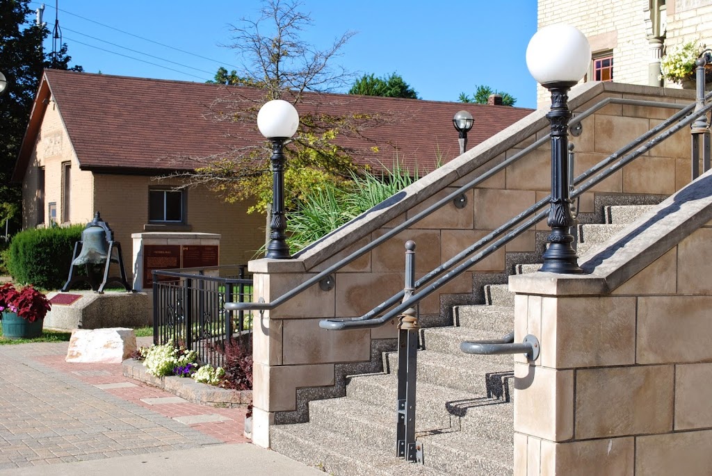 Victoria Playhouse Petrolia | 411 Greenfield St, Petrolia, ON N0N 1R0, Canada | Phone: (519) 882-1221