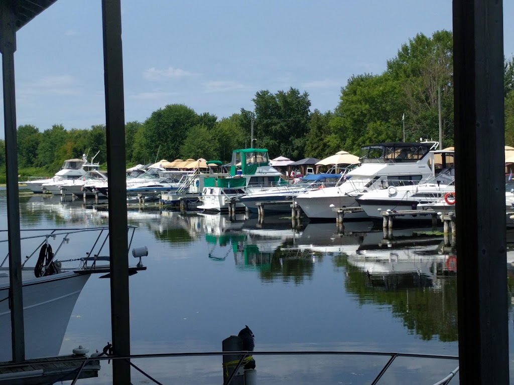 Everglades Marina Home | 54 Riverside Dr, Pefferlaw, ON L0E 1N0, Canada | Phone: (705) 437-1340
