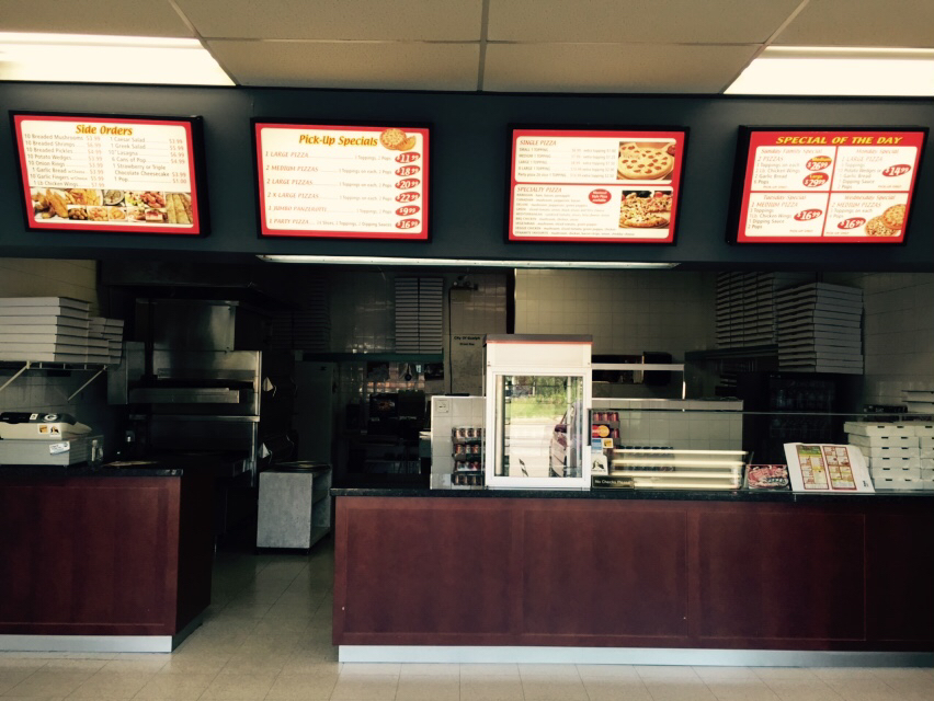 Dynamite pizza | 15 Speedvale Ave E, Guelph, ON N1H 1J2, Canada | Phone: (519) 824-8808