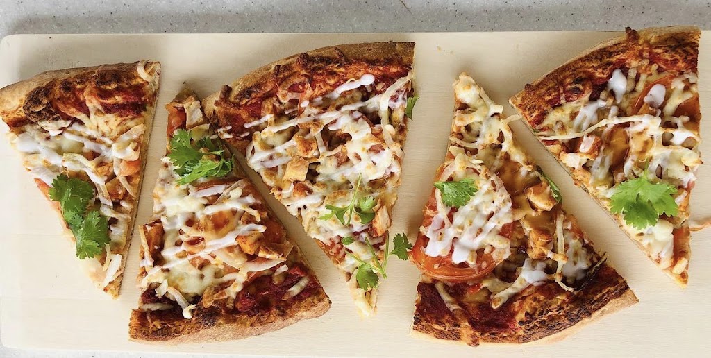Rustic Pizza | 102 Main St, Sauble Beach, ON N0H 2G0, Canada | Phone: (519) 422-0011
