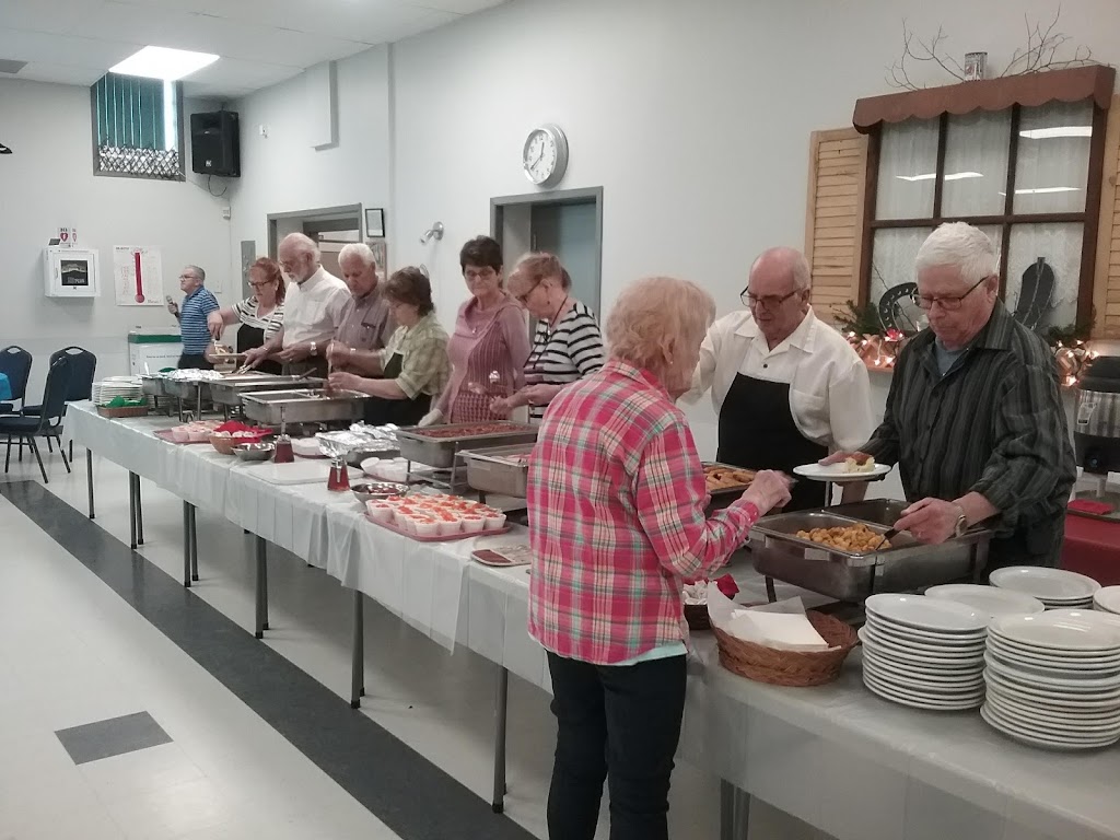 Centre Communautaire De | 464 Rue Merrill, Coaticook, QC J1A 1X5, Canada | Phone: (819) 849-0206
