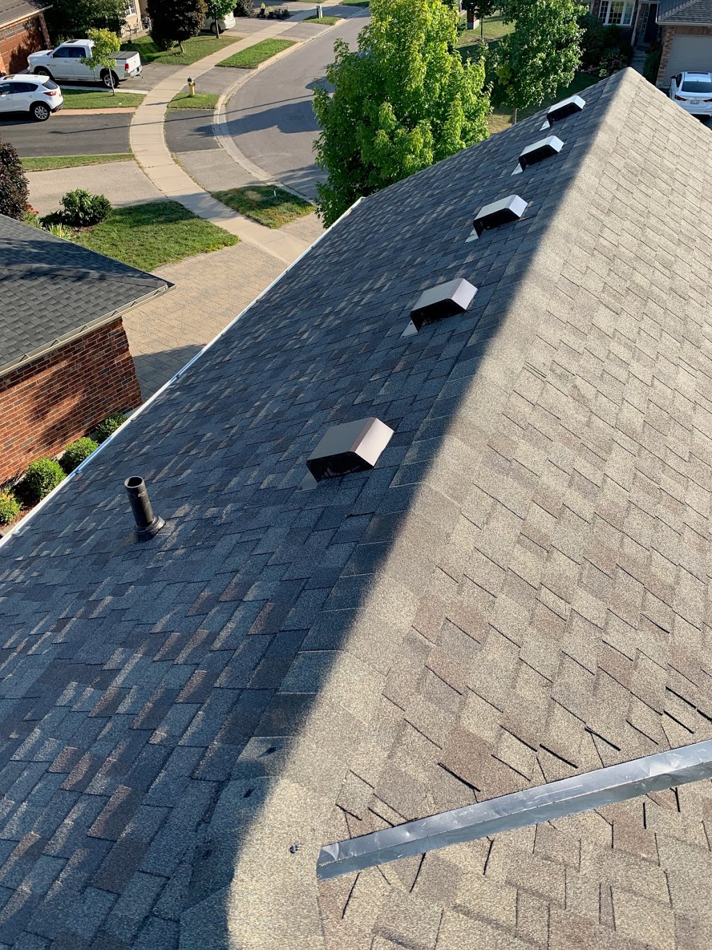 MJ Guardian Roofing | 633 Cardiff St, Waterloo, ON N2T 2P2, Canada | Phone: (226) 978-0015