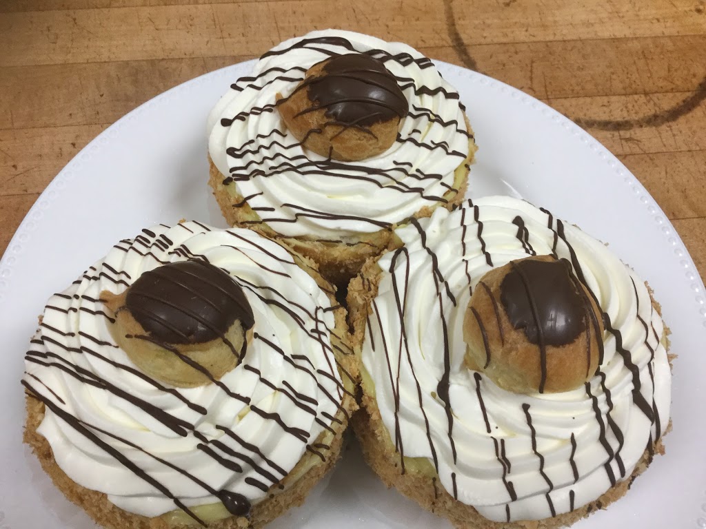 Fortuna Bakery Ltd | 4240 Hastings St, Burnaby, BC V5C 2J6, Canada | Phone: (604) 298-9610