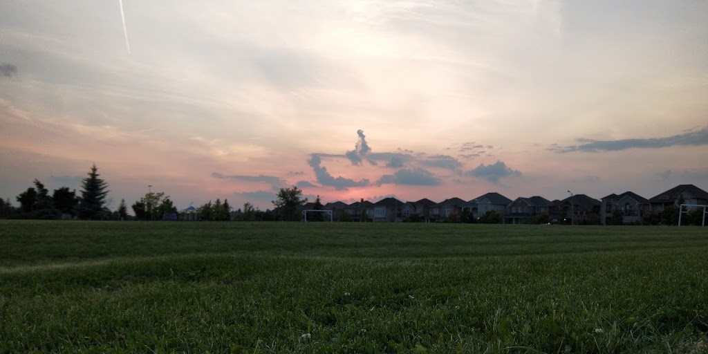 Mast Road Park | 195 Mast Rd, Maple, ON L6A 3H8, Canada | Phone: (905) 832-7676