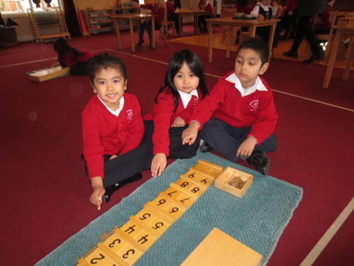Montessori World Preschool | 75 E 43rd Ave, Vancouver, BC V5W 1S7, Canada | Phone: (604) 325-3301