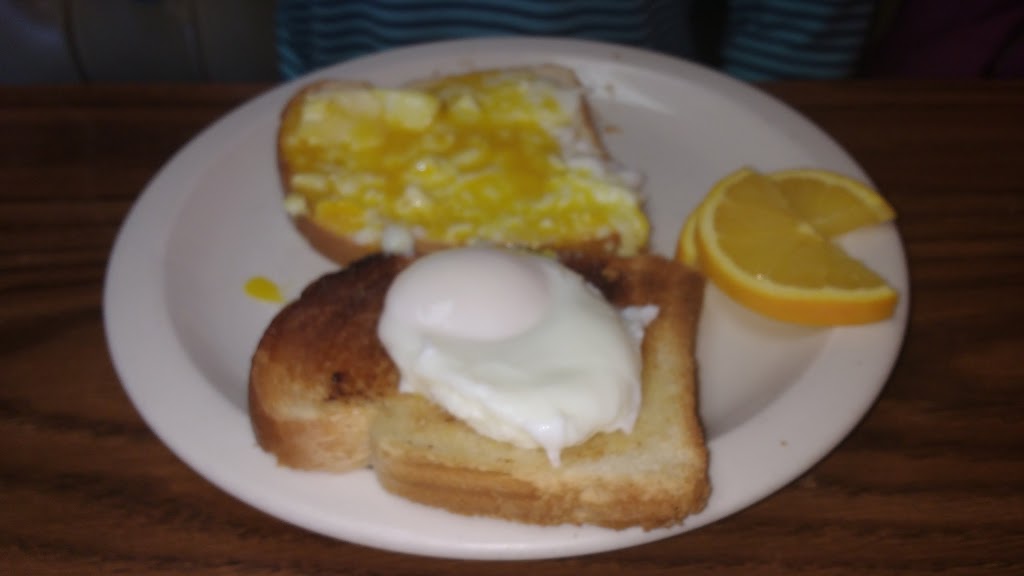 Cindy’s Elgin St. Diner | 806 Elgin St, Chatham-Kent, ON N8A 3A2, Canada | Phone: (519) 627-0491