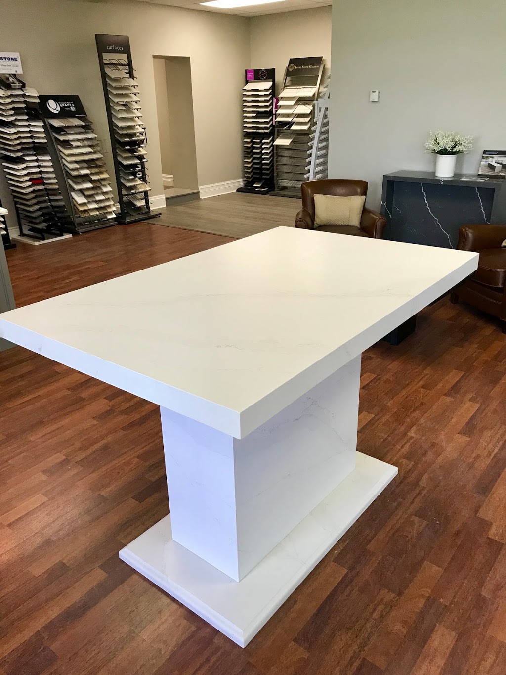 Royal Stone Gallery | 482 South Service Rd E #109, Oakville, ON L6J 2X6, Canada | Phone: (289) 837-1188